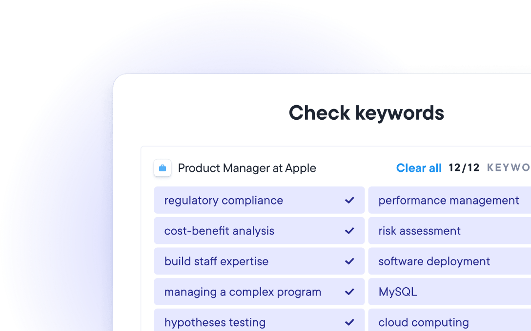 ATS kontrola životopisu, která porovnává klíčová slova pro pracovní pozici produktového manažera ve společnosti Apple